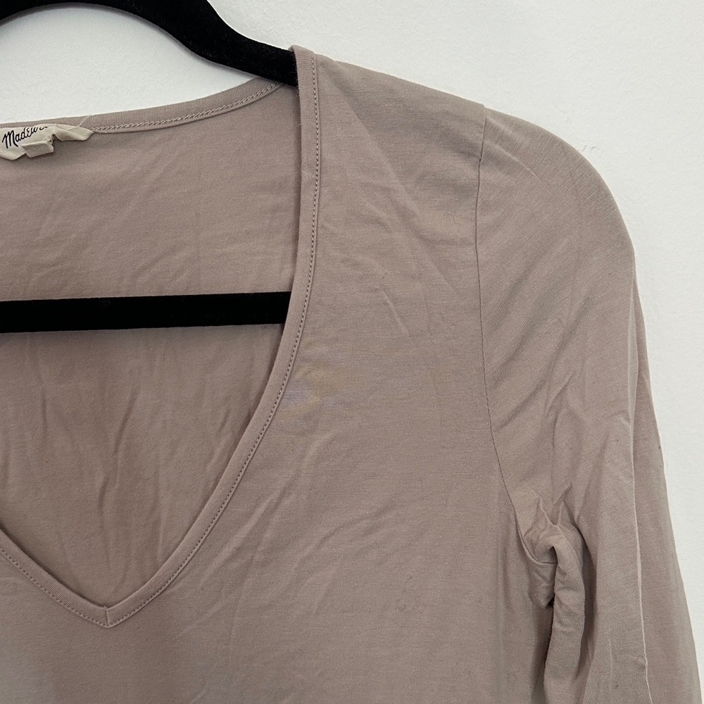 [Madewell] Long Sleeve V-Neck Bodysuit - Picture 3 of 5